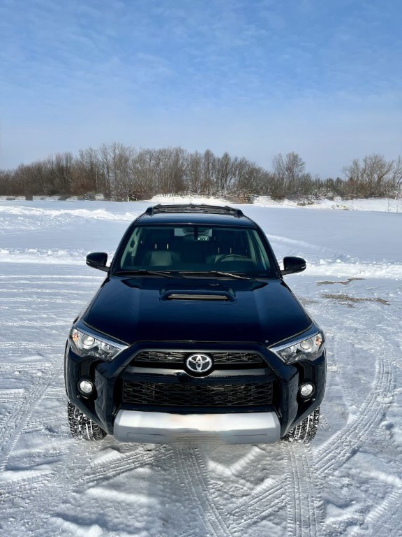2016 Toyota 4Runner Image 12
