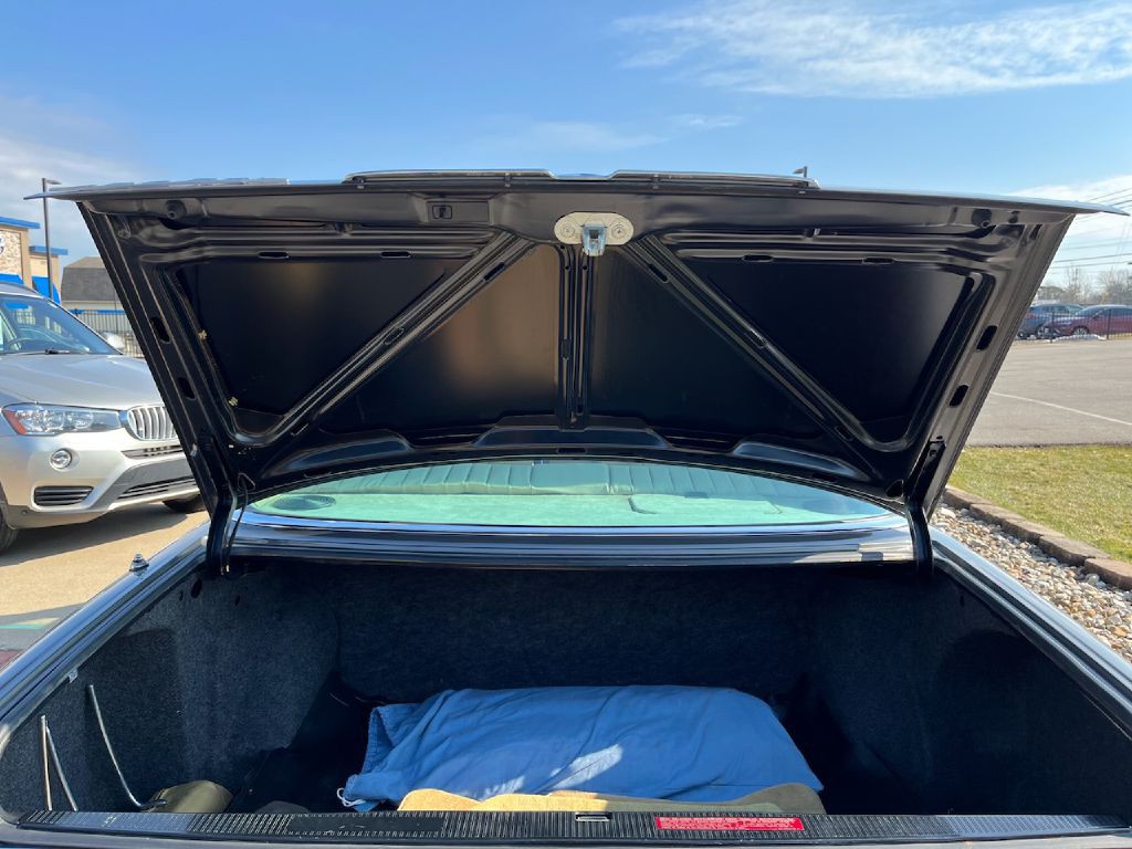 1980 Mercedes-Benz 420-Class Image 12