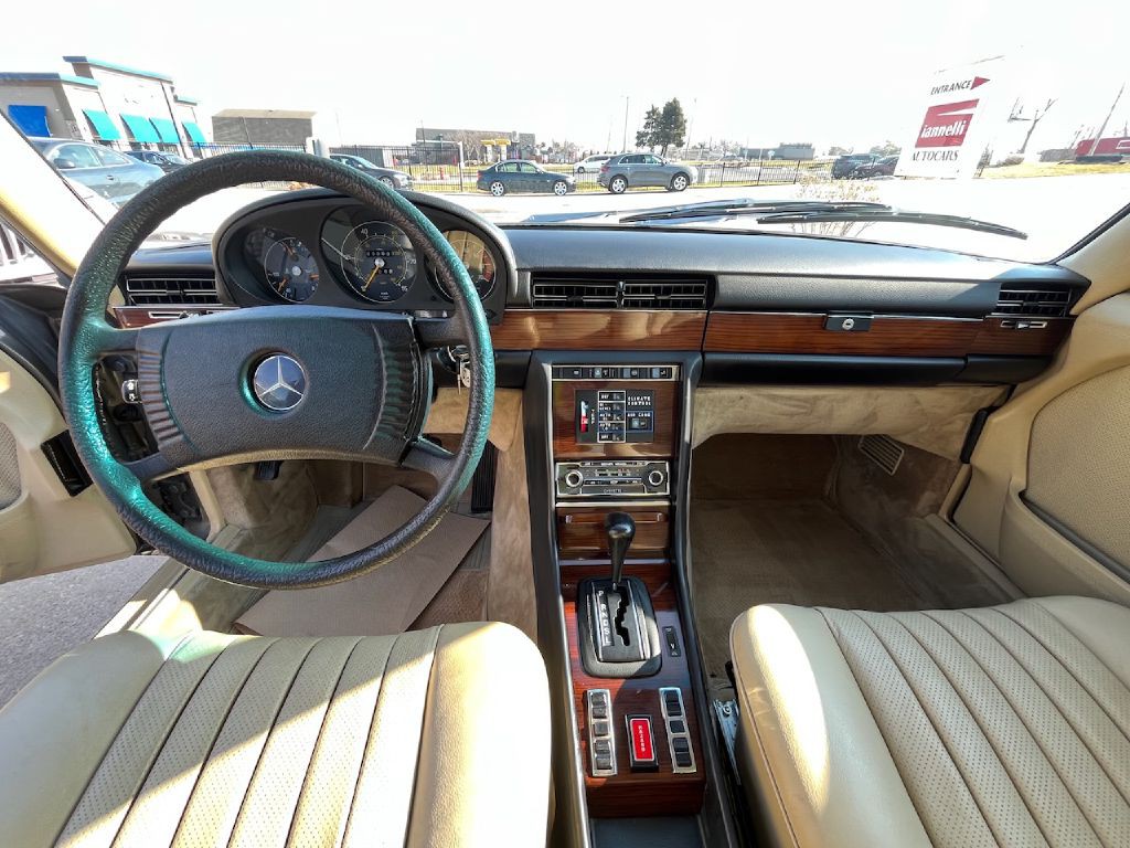 1980 Mercedes-Benz 420-Class Image 22