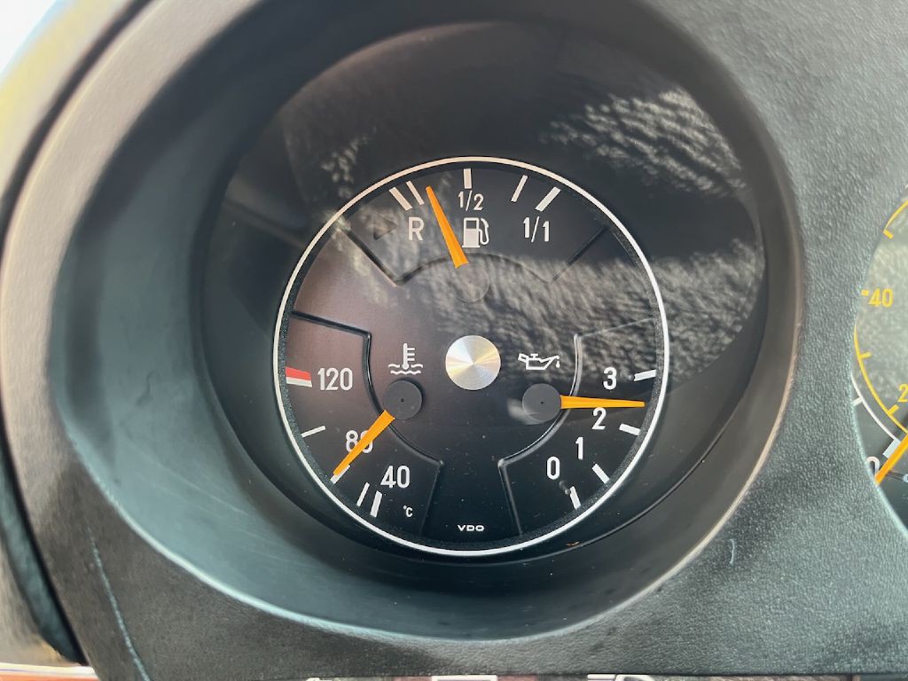 1980 Mercedes-Benz 420-Class Image 27