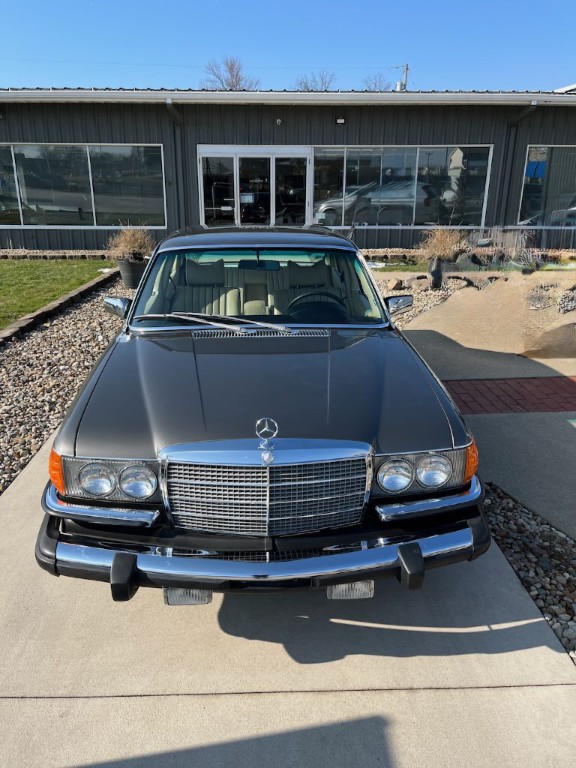 1980 Mercedes-Benz 420-Class Image 6
