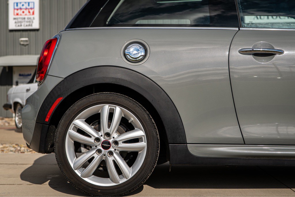 2015 MINI Cooper Image 57