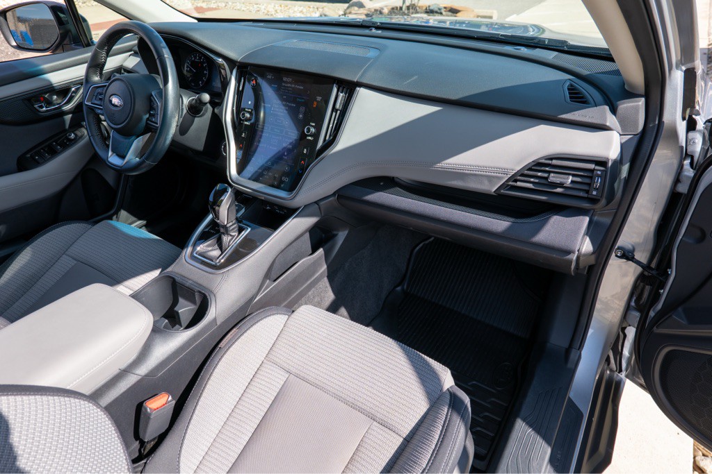 2021 Subaru Outback Image 40