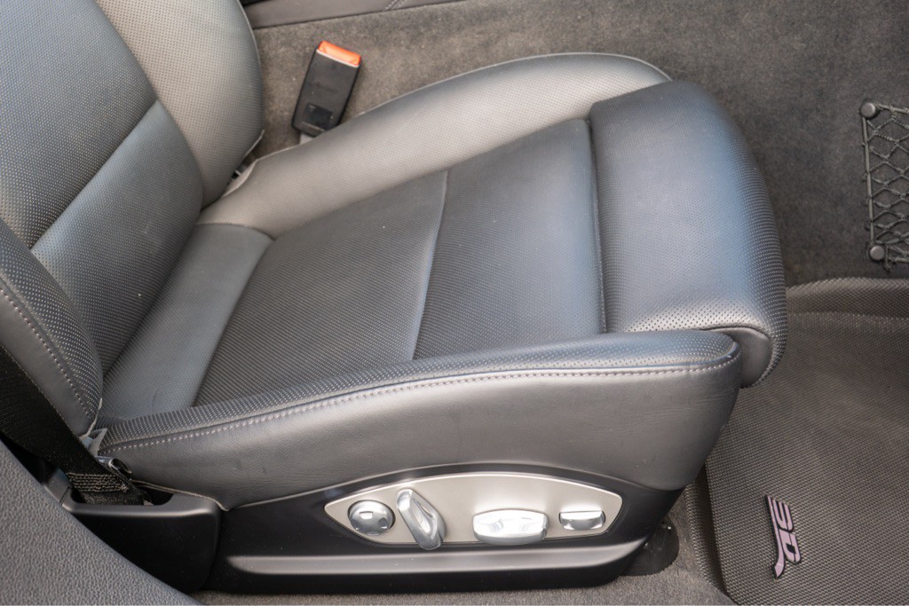 2016 Porsche Panamera Image 33