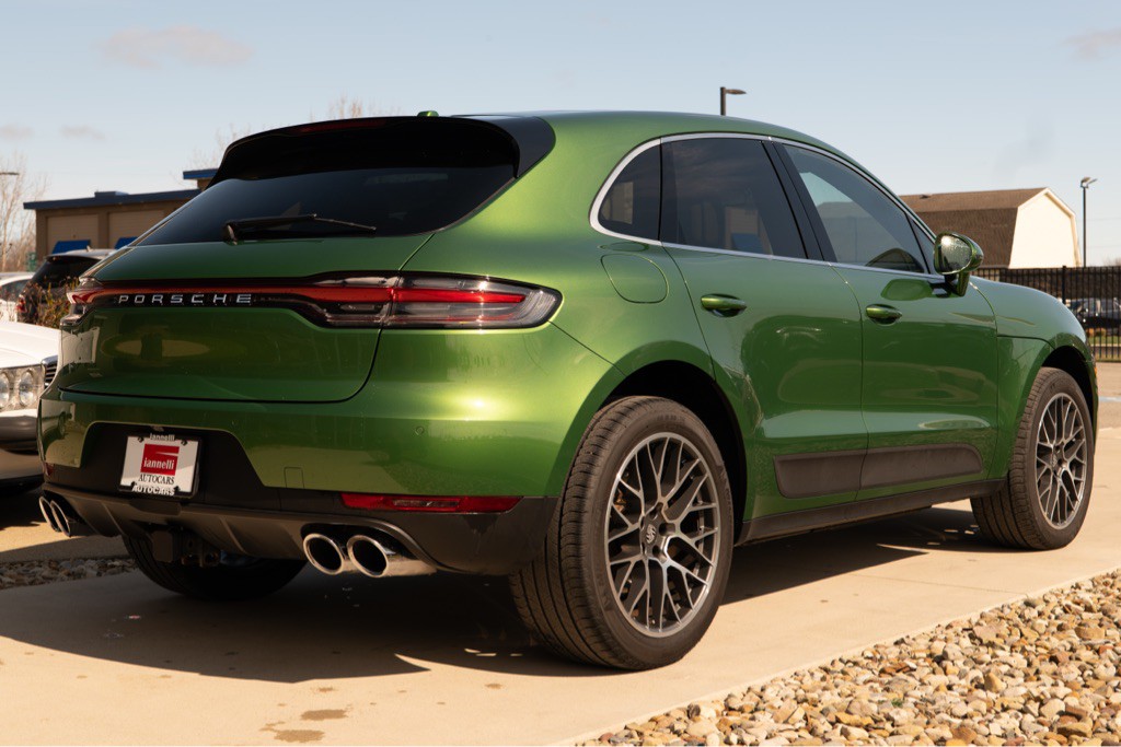 2021 Porsche Macan Image 7