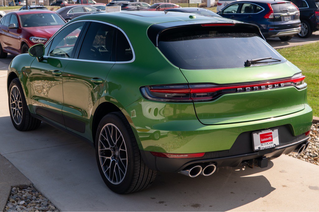 2021 Porsche Macan Image 9