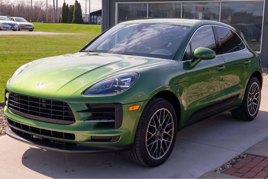 2021 Porsche Macan Image 10