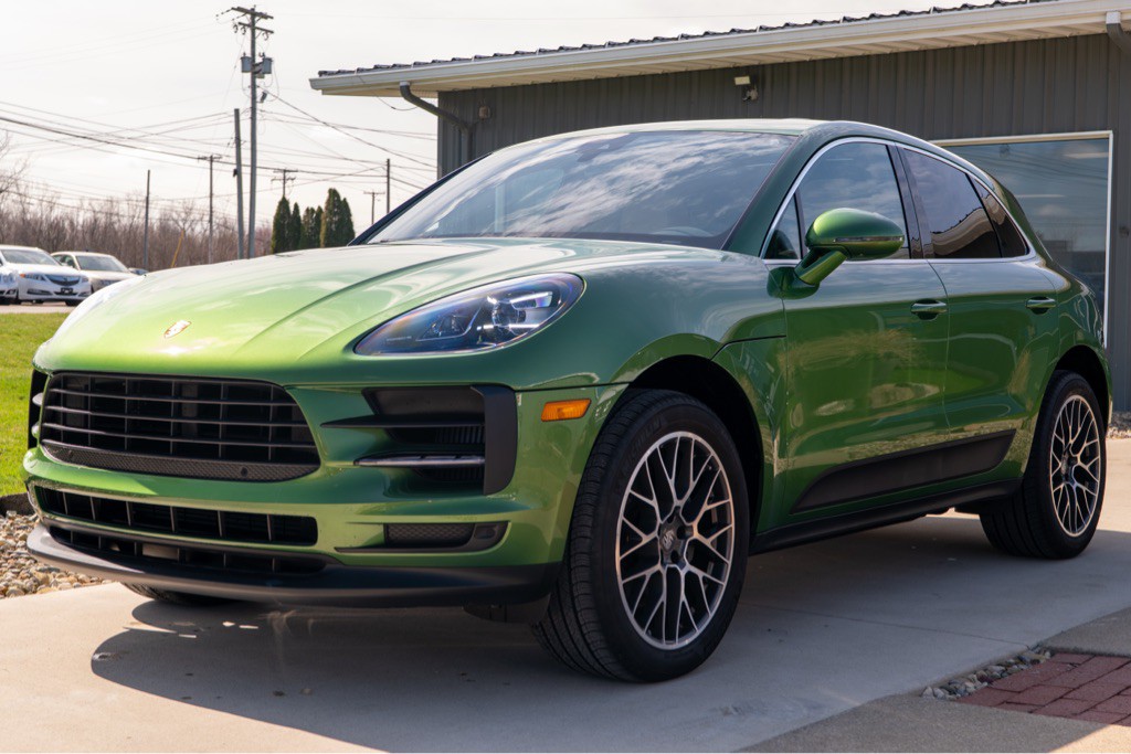 2021 Porsche Macan Image 11