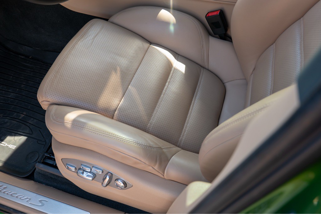 2021 Porsche Macan Image 21