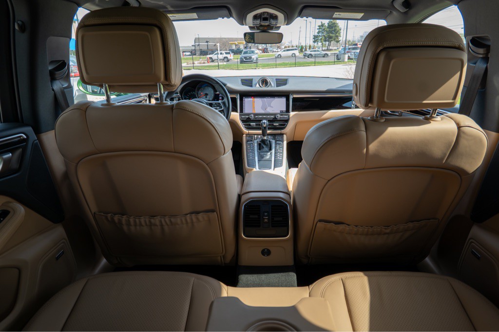 2021 Porsche Macan Image 51