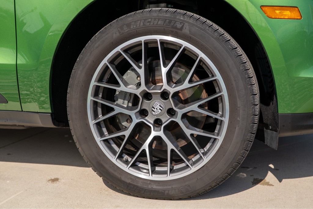 2021 Porsche Macan Image 56