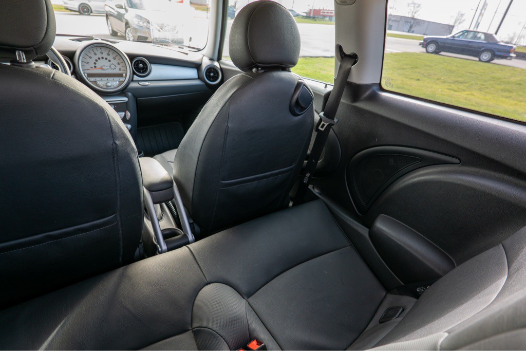 2009 MINI Cooper Image 41