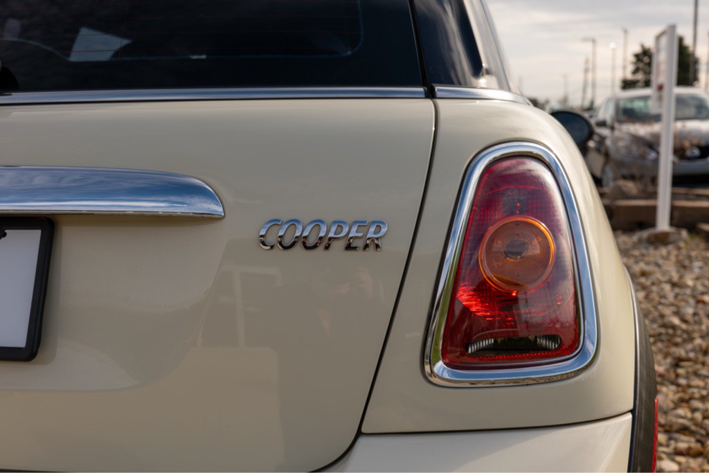 2009 MINI Cooper Image 44