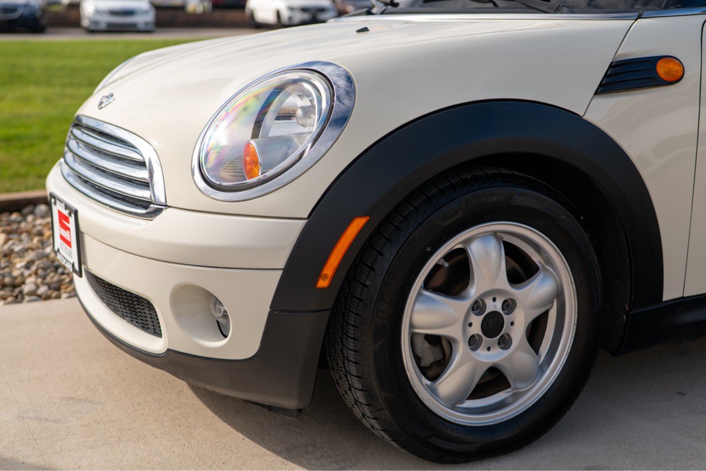 2009 MINI Cooper Image 49