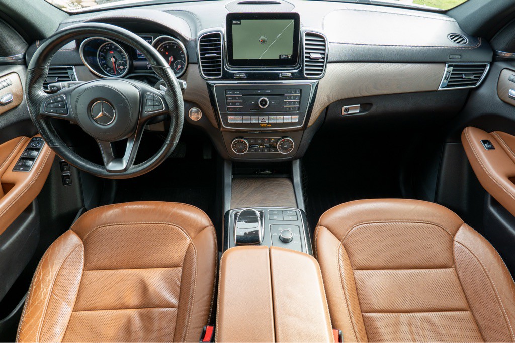 2017 Mercedes-Benz GLS-Class Image 2