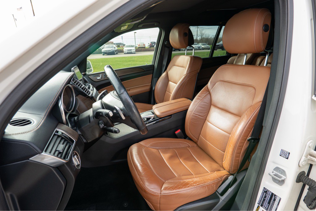 2017 Mercedes-Benz GLS-Class Image 16