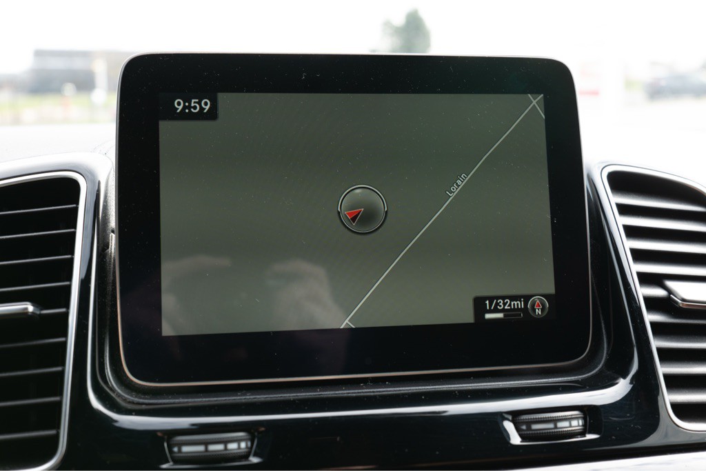 2017 Mercedes-Benz GLS-Class Image 21