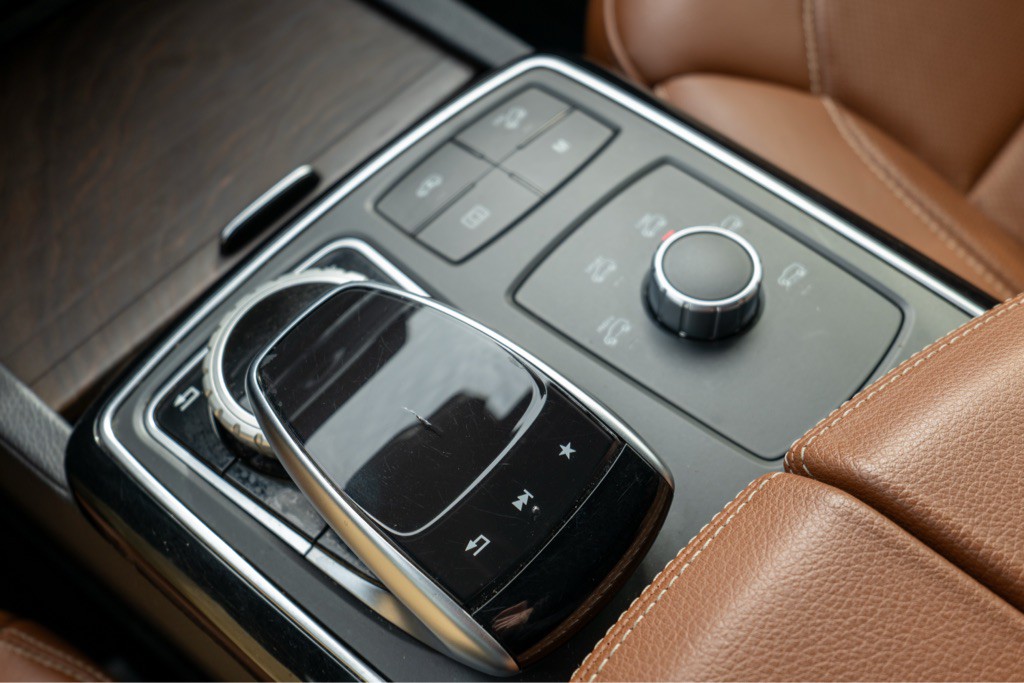 2017 Mercedes-Benz GLS-Class Image 28