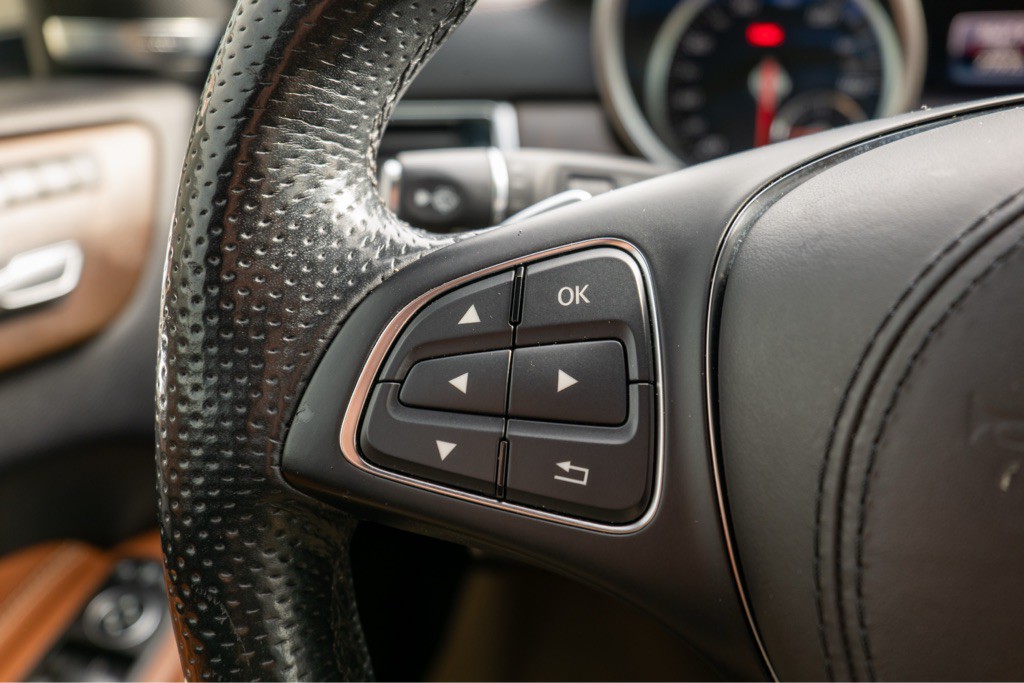 2017 Mercedes-Benz GLS-Class Image 30