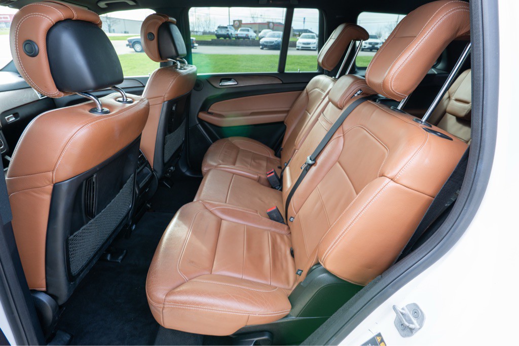 2017 Mercedes-Benz GLS-Class Image 43