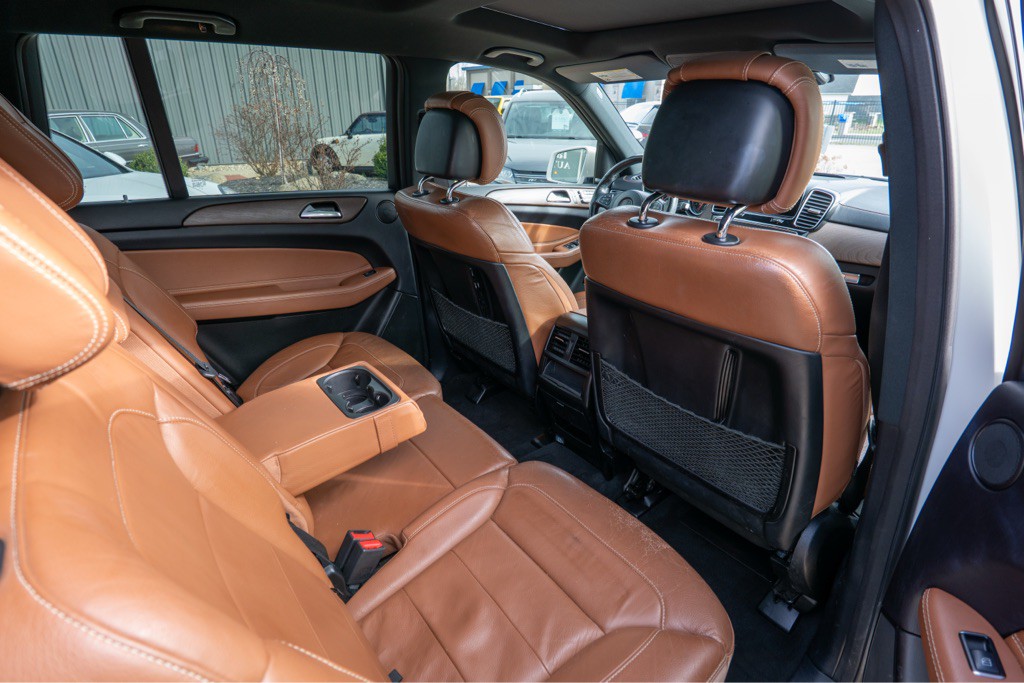 2017 Mercedes-Benz GLS-Class Image 46