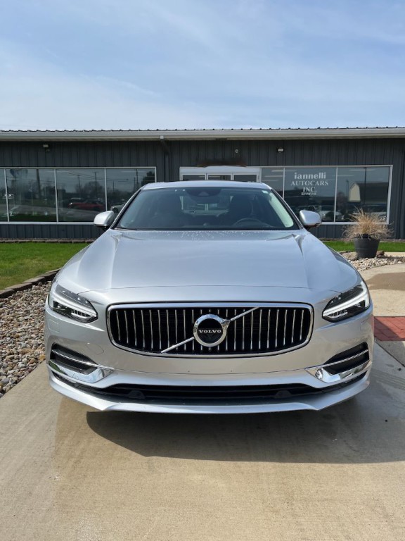 2017 Volvo S90 Image 3