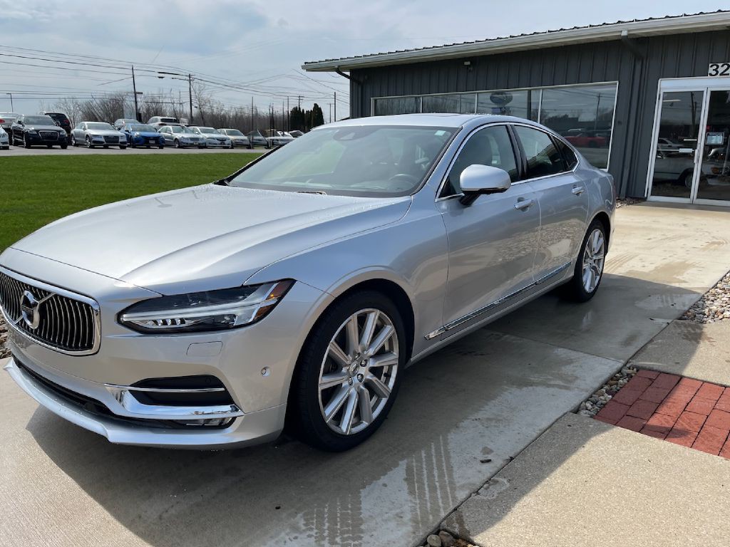 2017 Volvo S90 Image 4