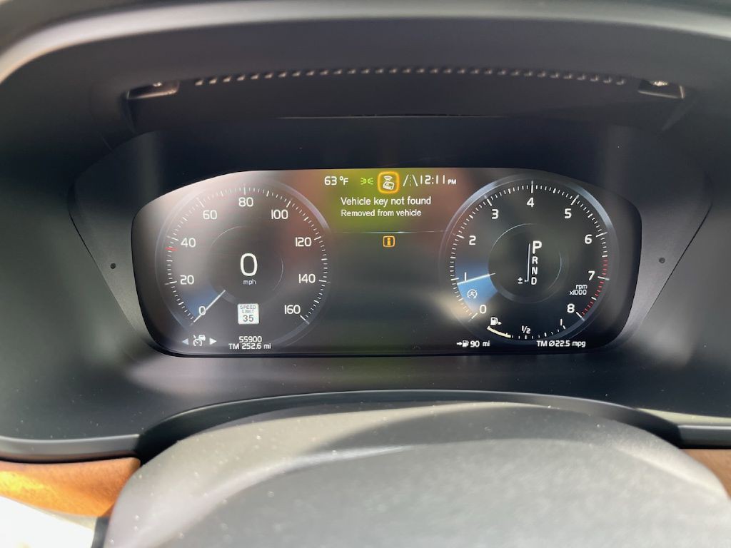 2017 Volvo S90 Image 20