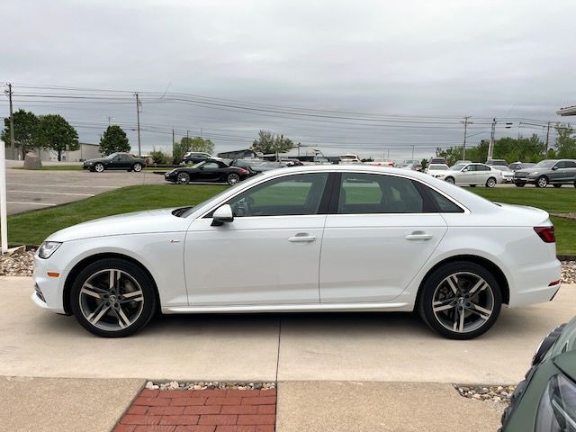 2018 Audi A4 Image 1