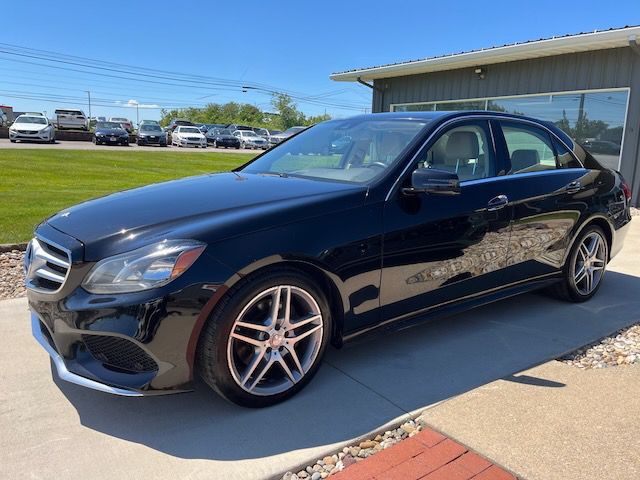 2014 Mercedes-Benz E-Class Image 1