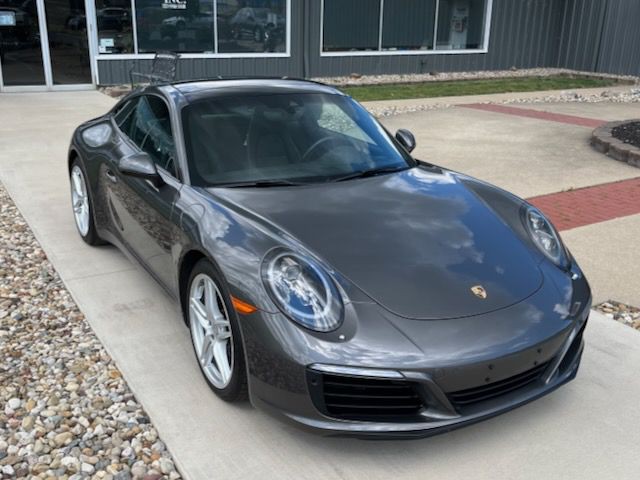 2017 Porsche 911 Image 4