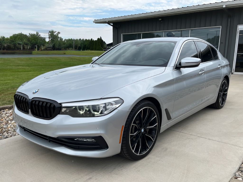 2018 BMW 5 Series Image 6