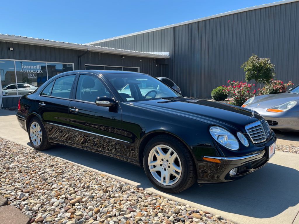 2003 Mercedes-Benz E-Class Image 4