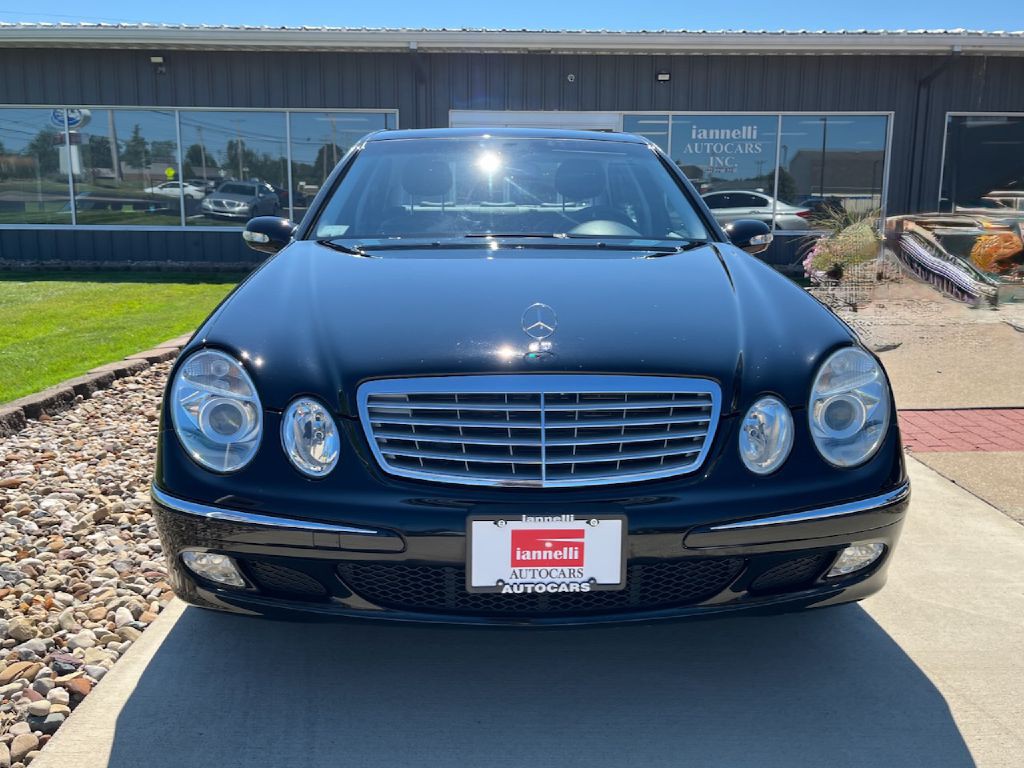 2003 Mercedes-Benz E-Class Image 5