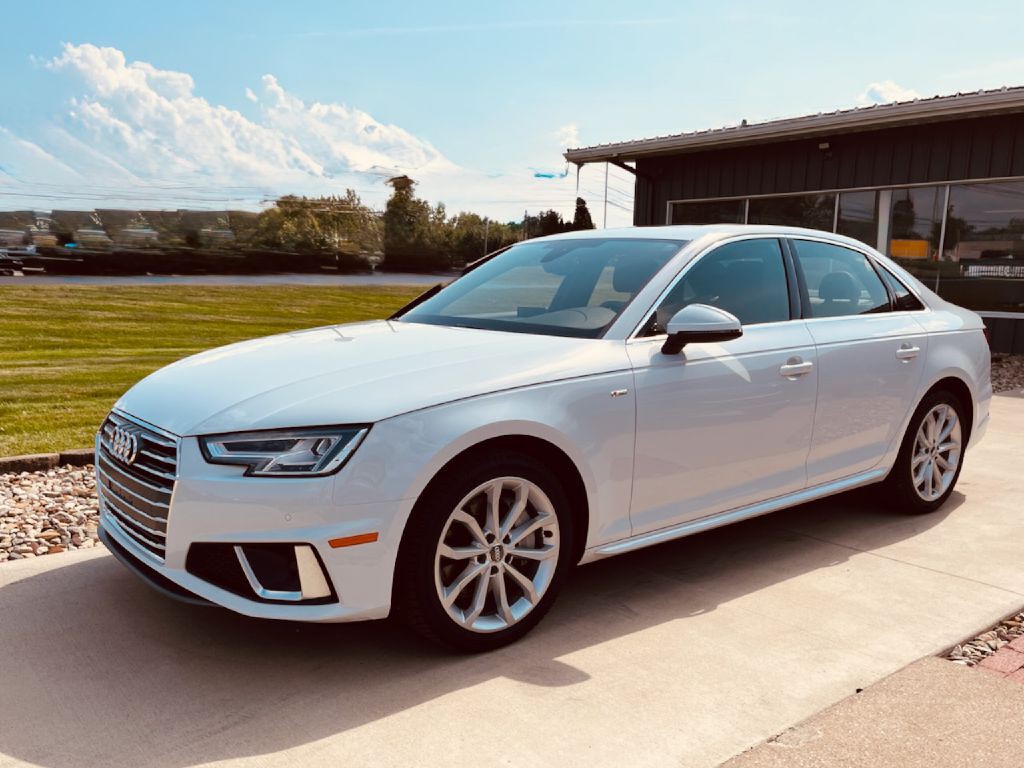 2019 Audi A4 Image 1