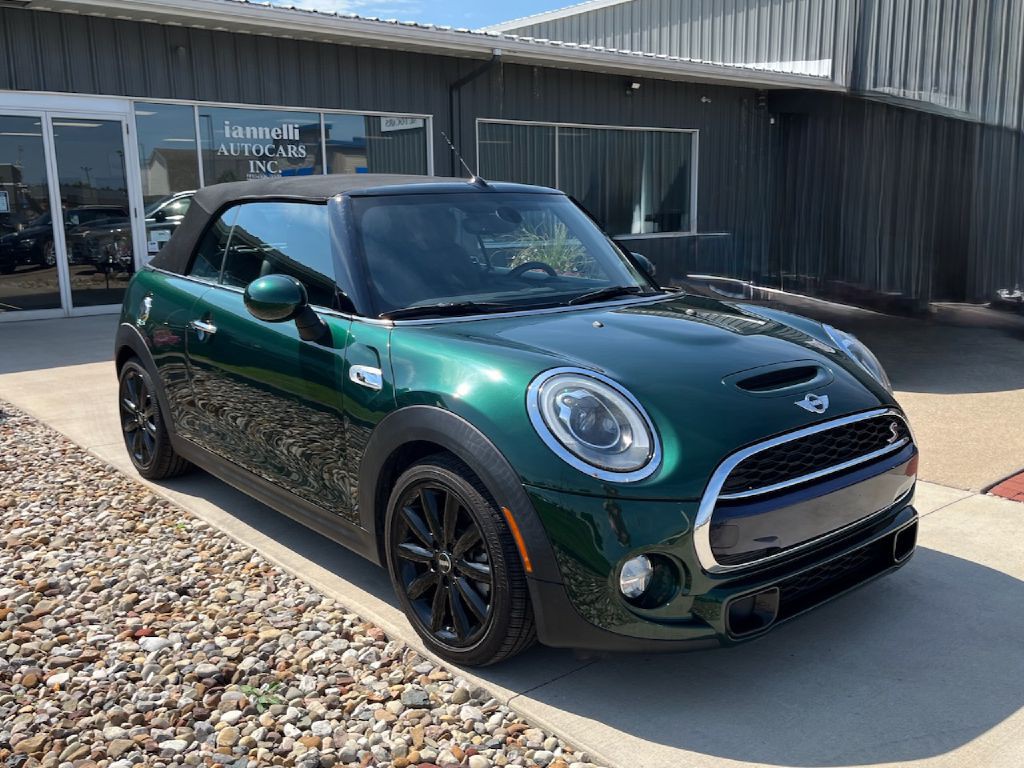 2018 MINI Cooper Image 6