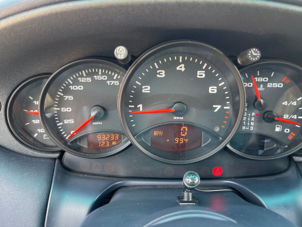 1999 Porsche 911 Image 12