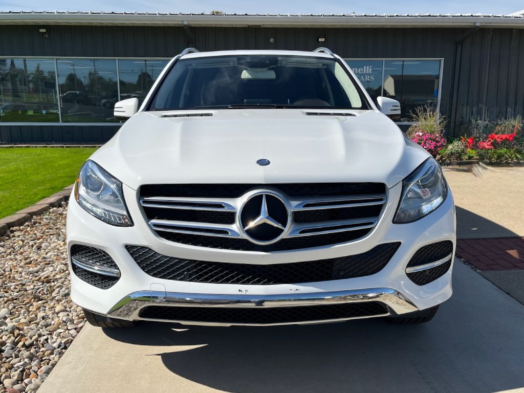 2016 Mercedes-Benz GLE-Class Image 4