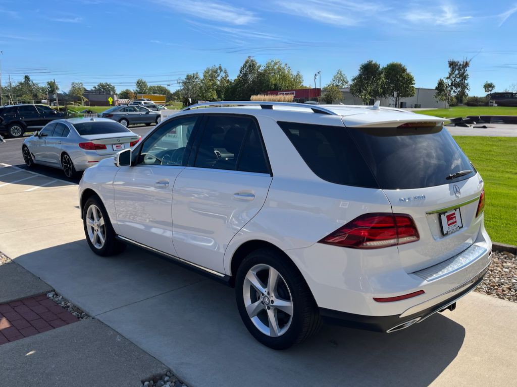 2016 Mercedes-Benz GLE-Class Image 12