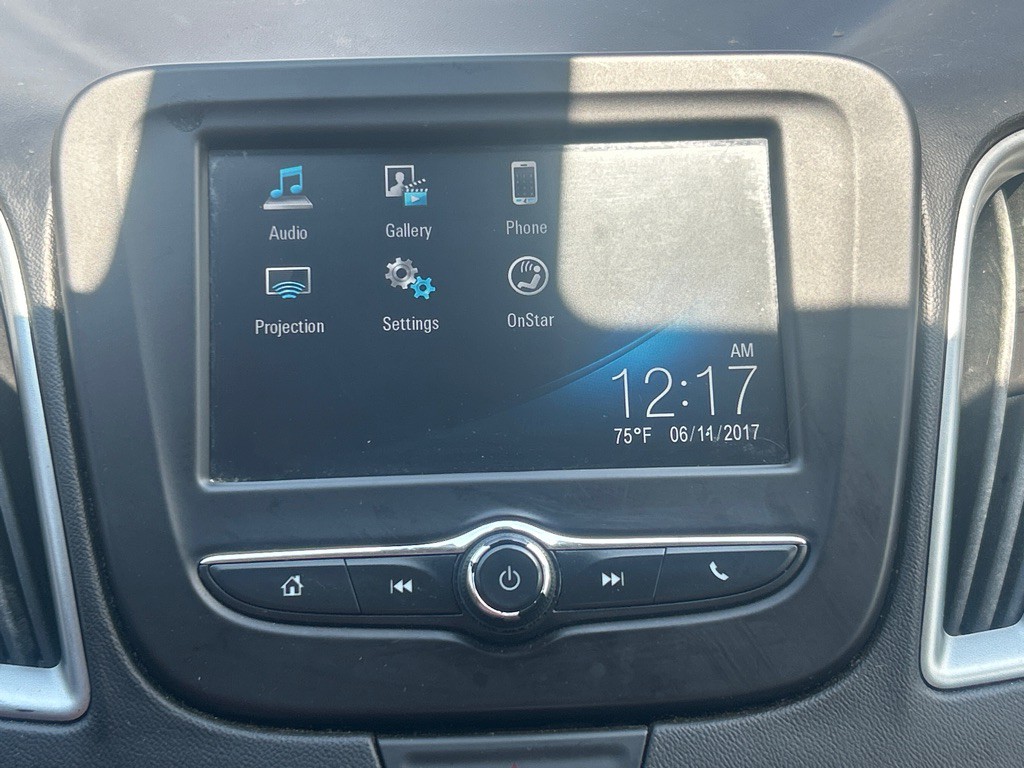 2018 Chevrolet Malibu Image 7