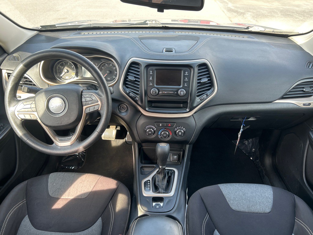 2014 Jeep Cherokee Image 8