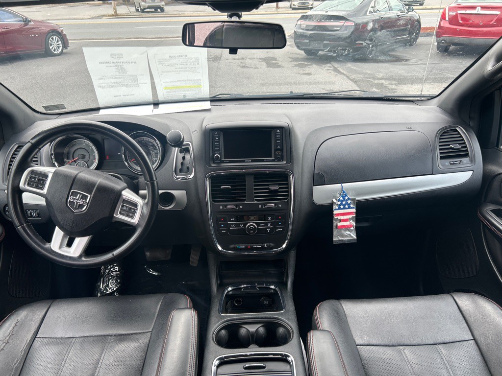 2016 Dodge Grand Caravan Image 9