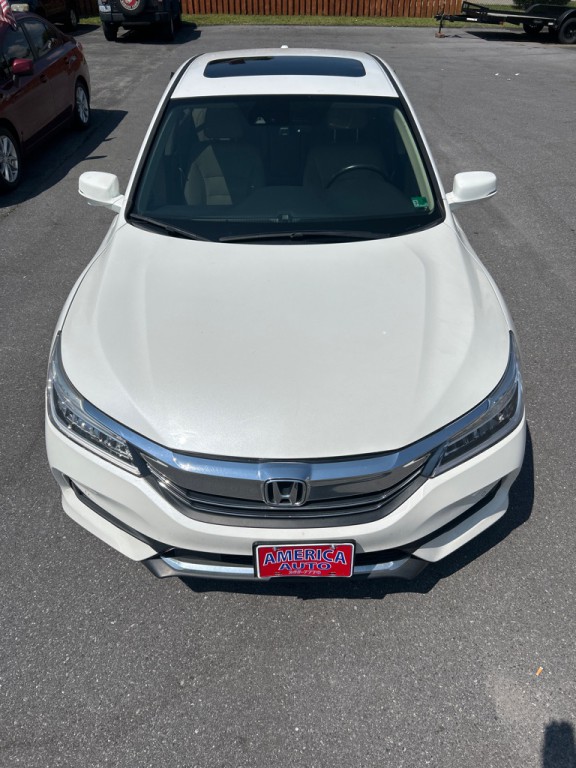 2016 Honda Accord Image 11