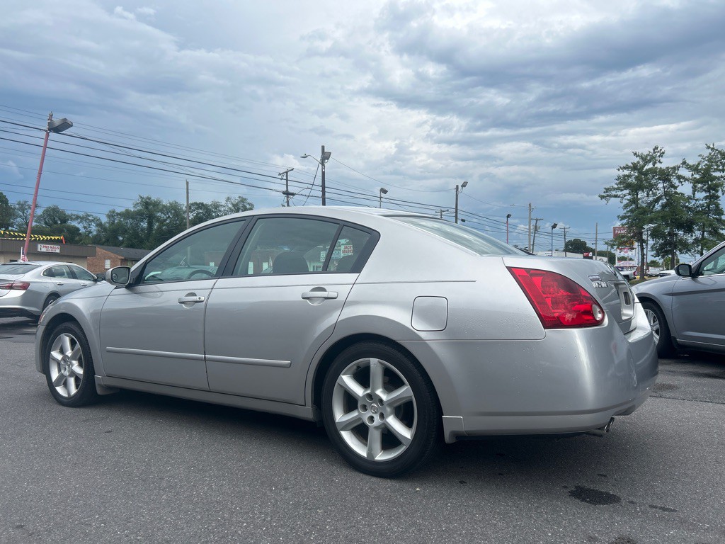 2004 Nissan Maxima Image 2