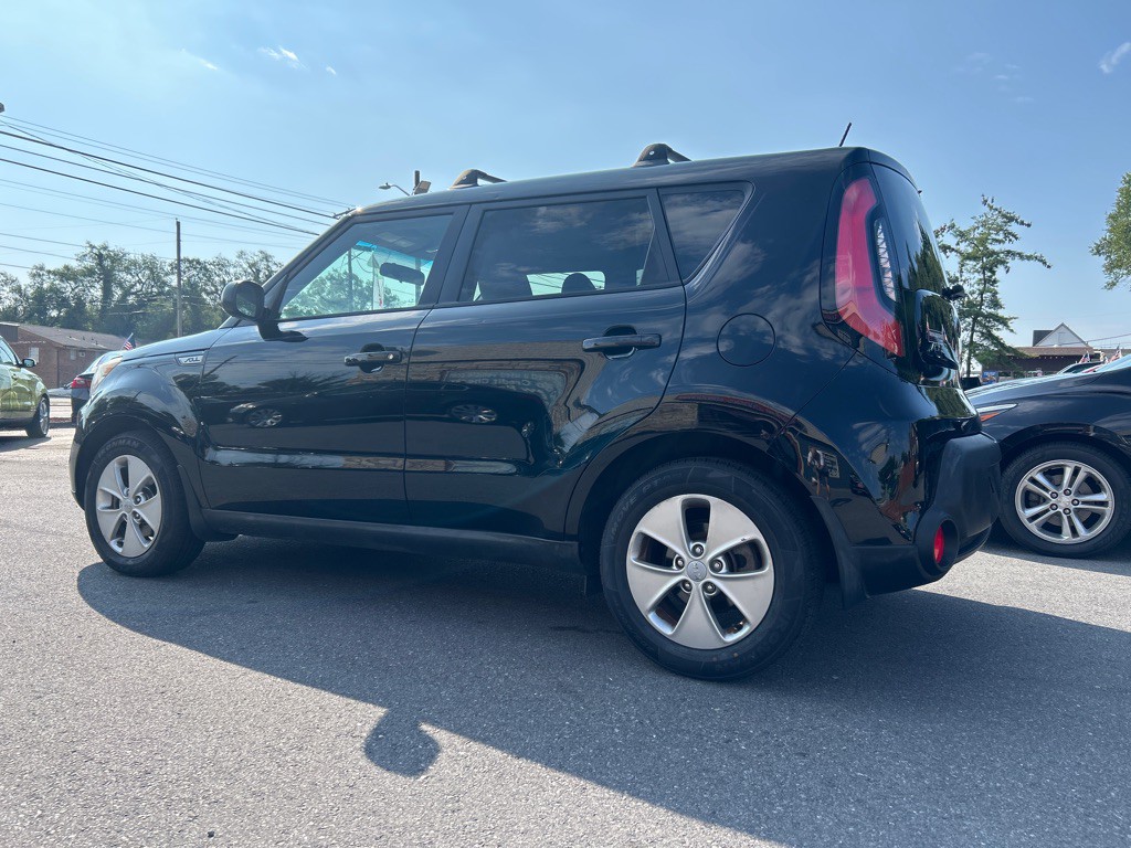 2015 Kia Soul Image 2