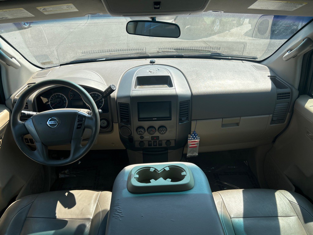 2014 Nissan Titan Image 4