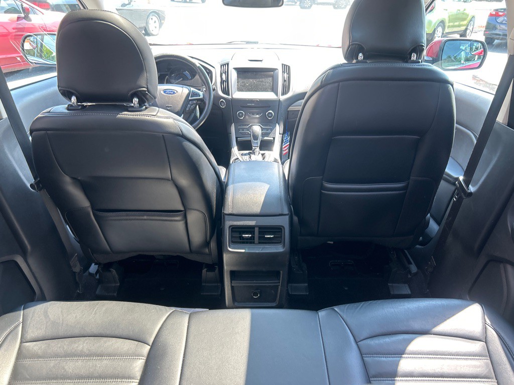 2016 Ford Edge Image 4