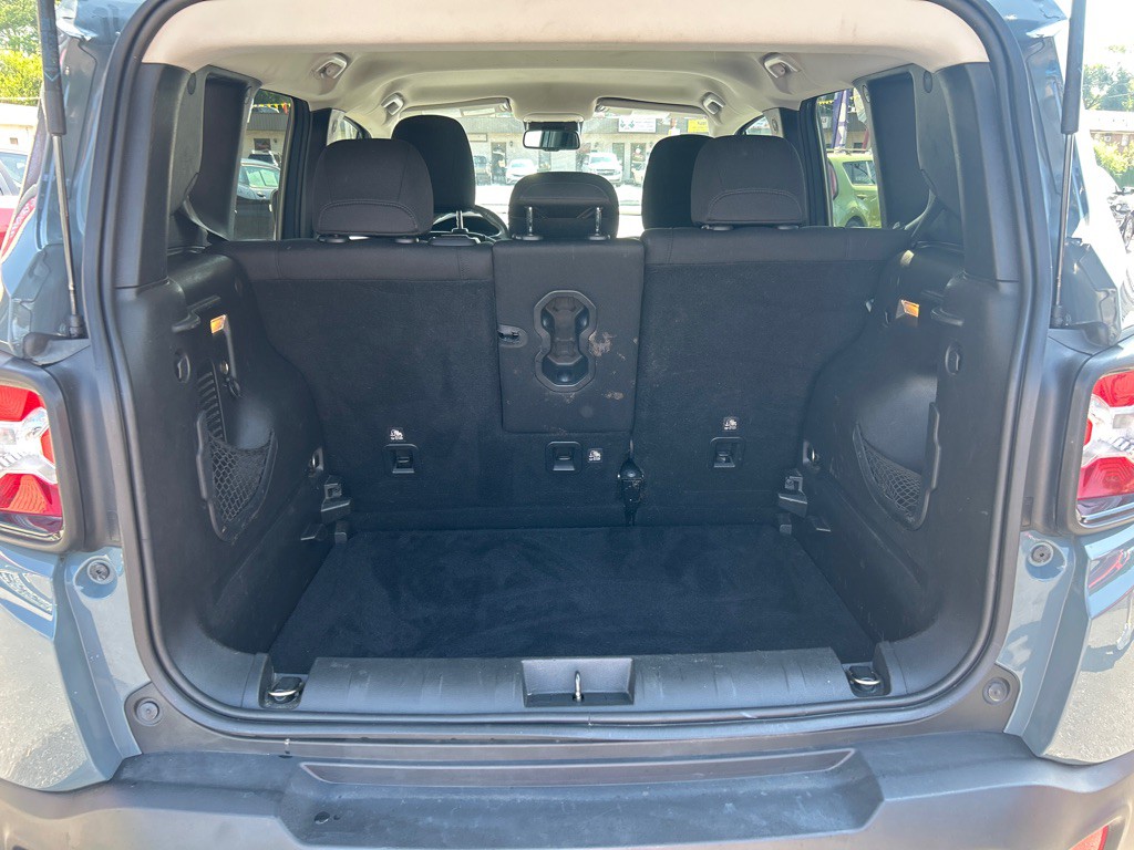 2017 Jeep Renegade Image 3