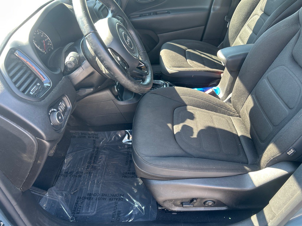 2017 Jeep Renegade Image 7