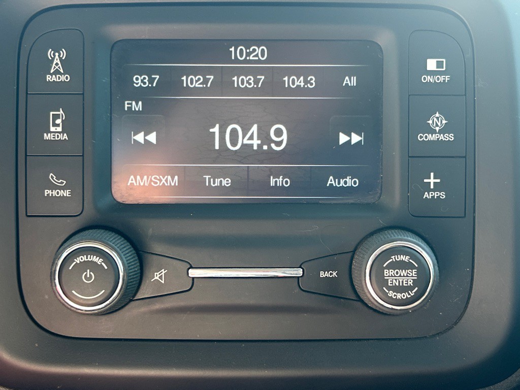 2017 Jeep Renegade Image 14